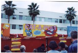 Itchy und Scratchy Cat-A-Pult