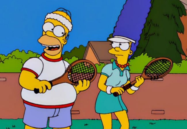 Homer und Lisa spielen Tennis.