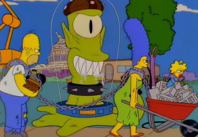 In "Hugo, kleine Wesen und Kang" gewinnen Kang und Kodos die Präsidentenwahl und versklaven alle Springfielder.