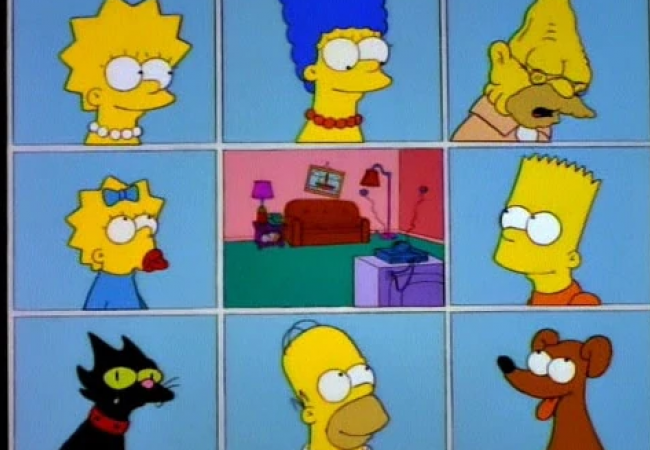 Voll am Puls der Zeit: Die Simpsons treffen sich in einer Videokonferenz, die Couch bleibt leer.