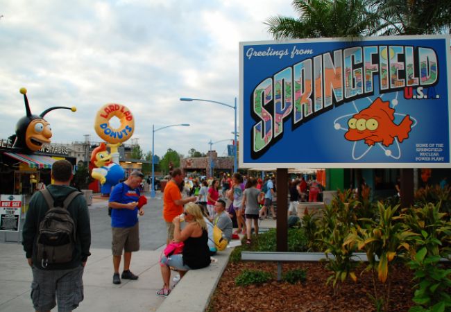 Neues Editorial: Simpsons-Freizeitpark in den Universal Studios